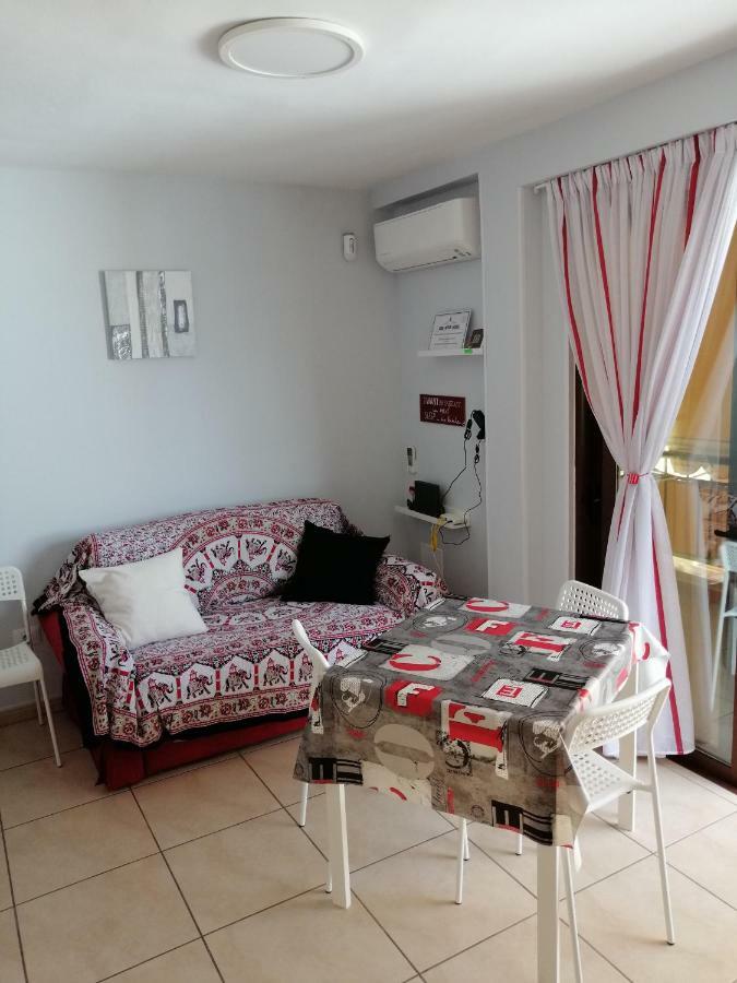 Casa Laura Vivienda Vacacional Los Cristianos  Dış mekan fotoğraf